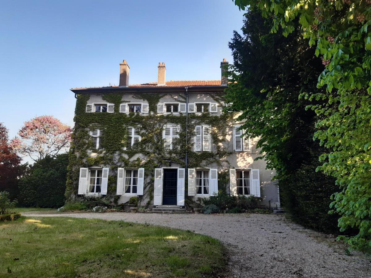 Logis Hotel Du Parc Pont-a-Mousson Bagian luar foto