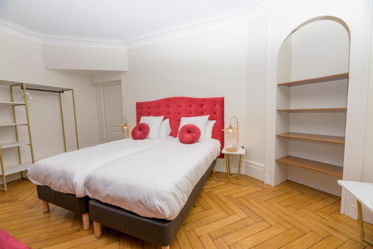 Logis Hotel Du Parc Pont-a-Mousson Bagian luar foto