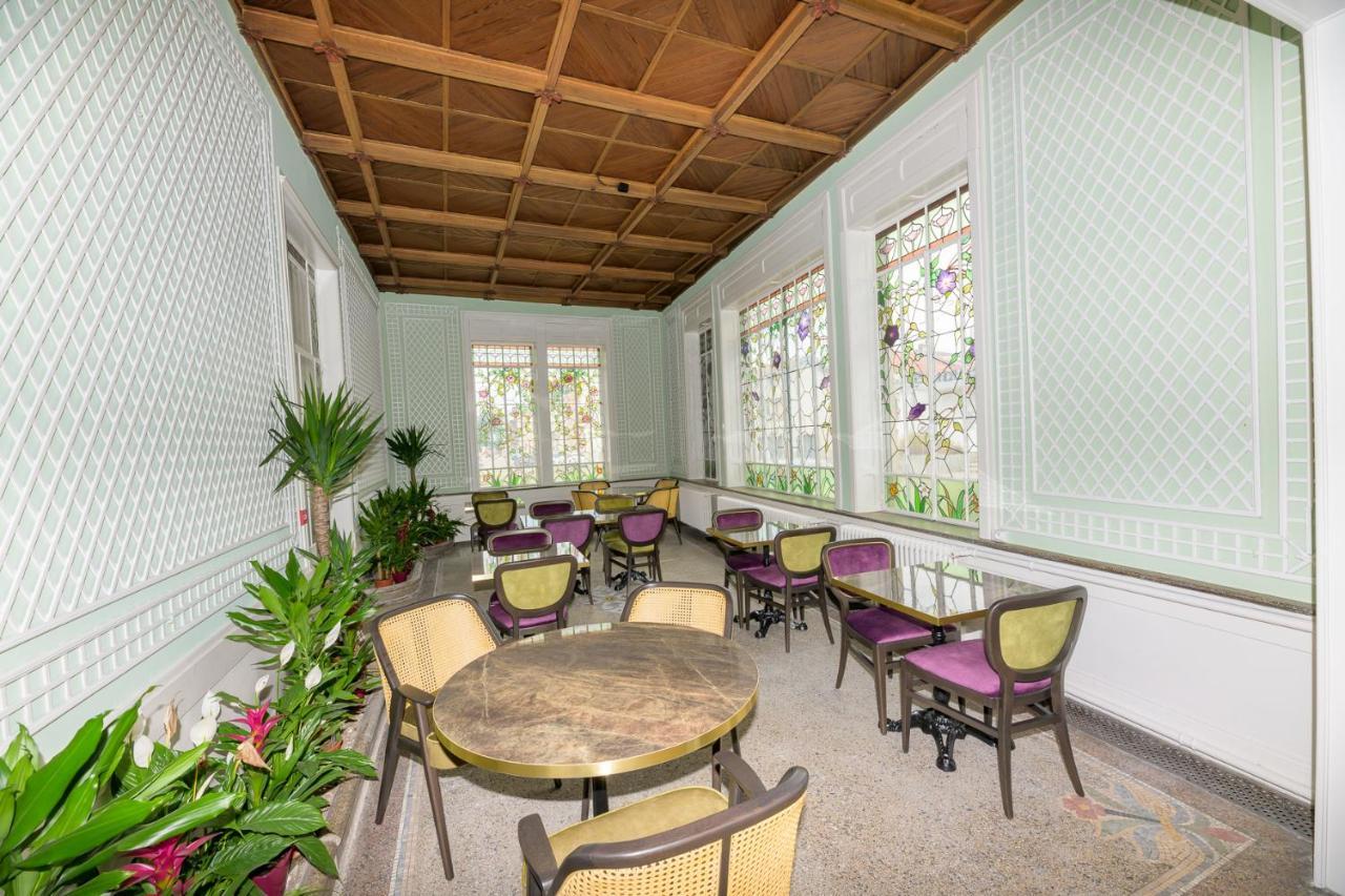 Logis Hotel Du Parc Pont-a-Mousson Bagian luar foto