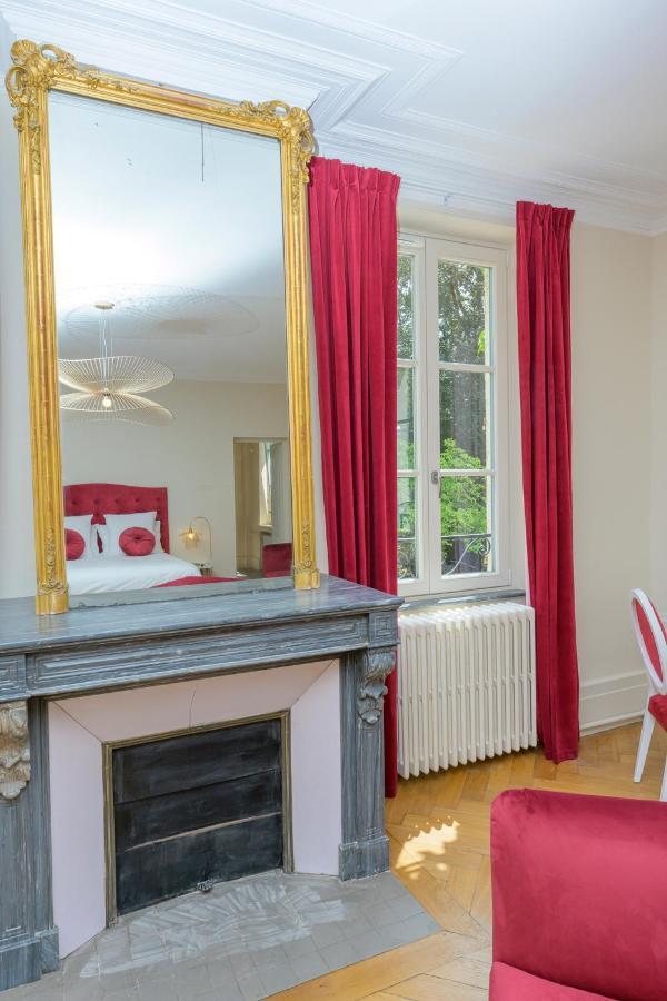 Logis Hotel Du Parc Pont-a-Mousson Bagian luar foto