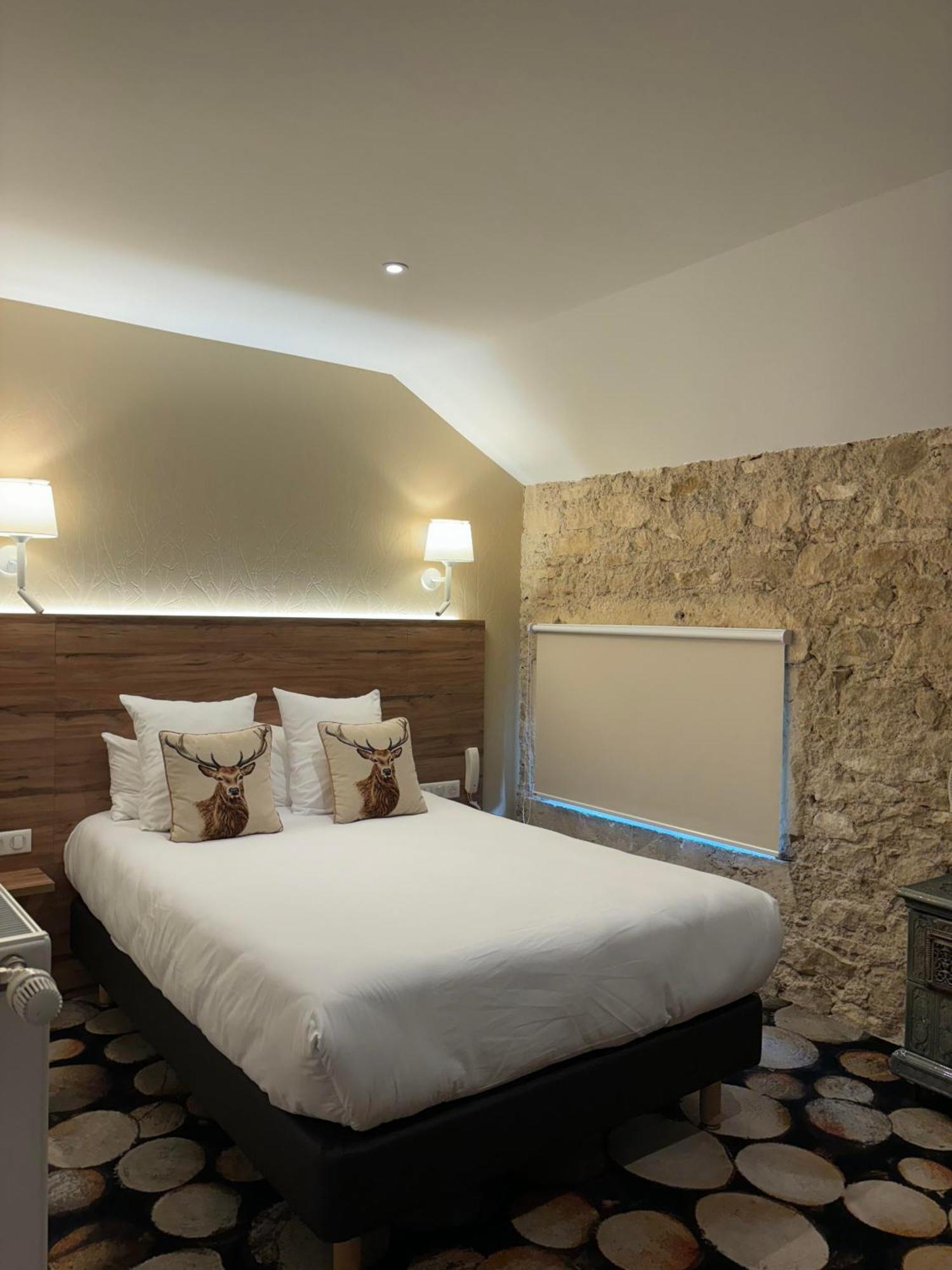 Logis Hotel Du Parc Pont-a-Mousson Bagian luar foto